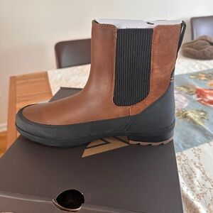 Elegant Brown Ankle Boots